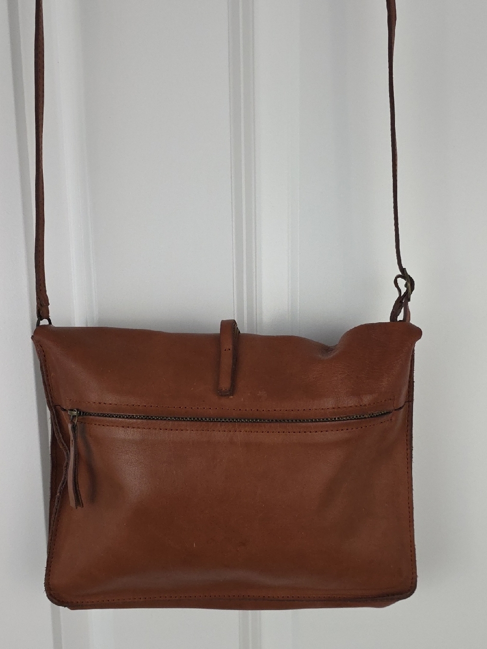 Brown Full-grain Leather Western Boho Minimalist Crossbody Bag W/ Natural Patina - Picture 3 of 10